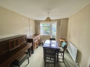 Dining Room- click for photo gallery